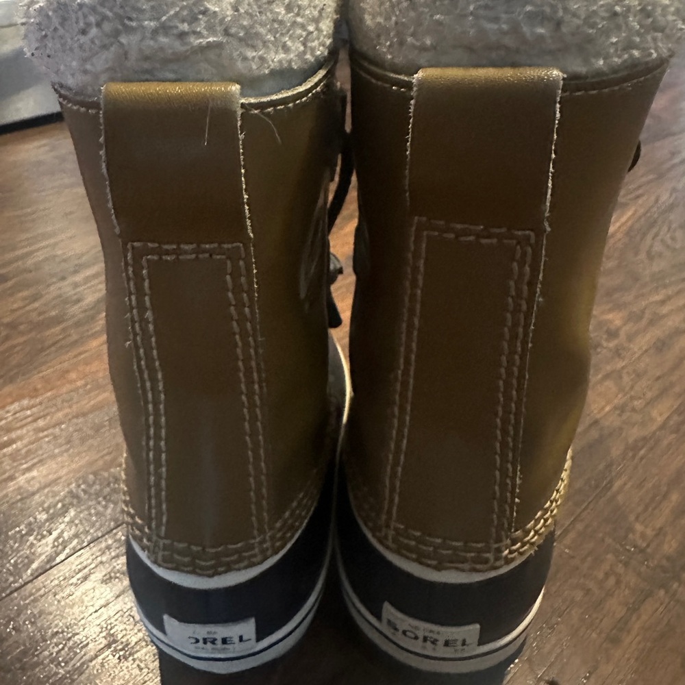 Sorel Kids' Tan and Black Winter Boots